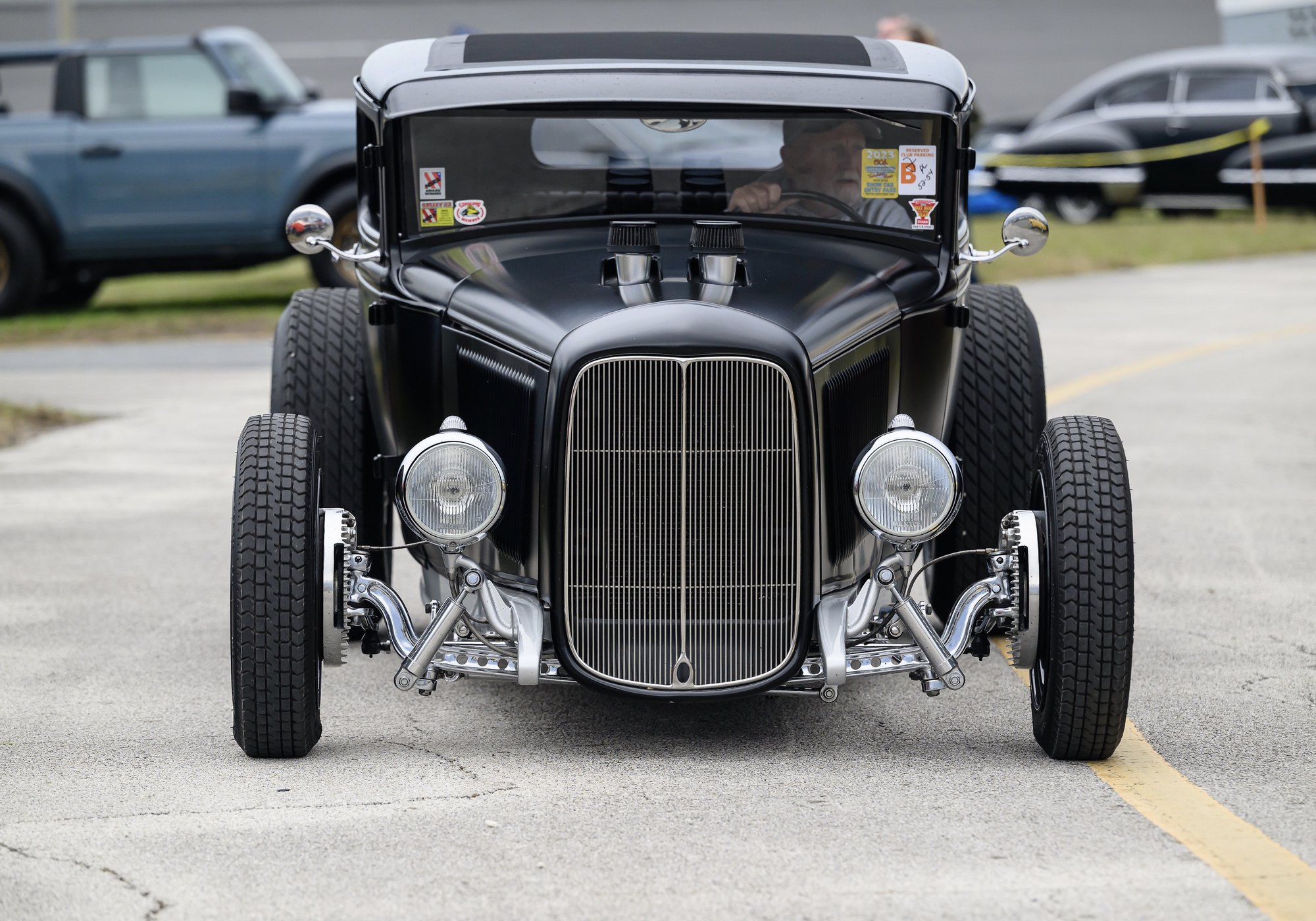 Show cars at the Daytona Turkey Run®